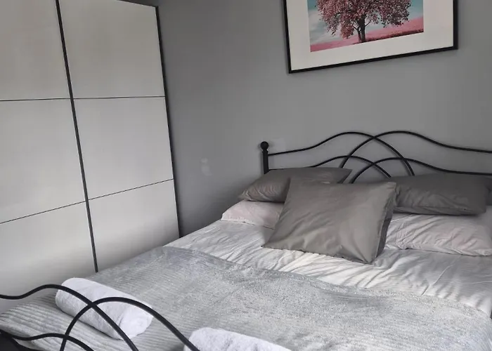 Milanos * Boleslawiec (Lower Silesia)